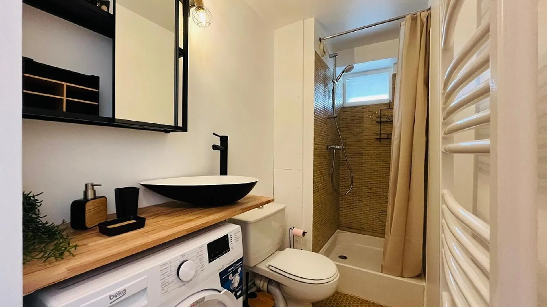 Apartment Studio Charmant Avec Parking Et Vue Montagne - Fr-1-608-251 France